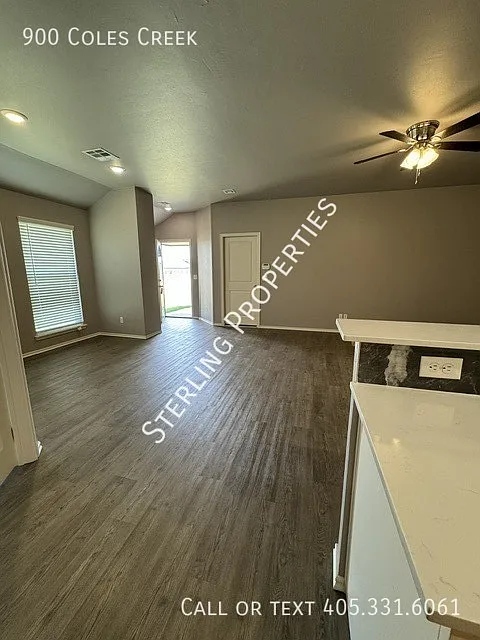3 bed, 1350 sqft, $1,550 — Photo 4