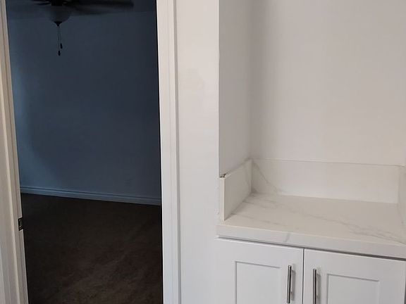 4th image of 9931 Tweedy Ln APT 201