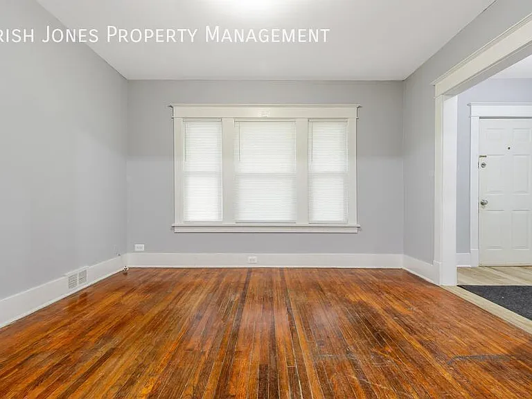 239 Crowley Ave #1 — Photo 4