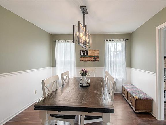 4th image of 128 Parkview Ct