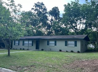 3320 NW 30th Pl, Gainesville, FL 32605