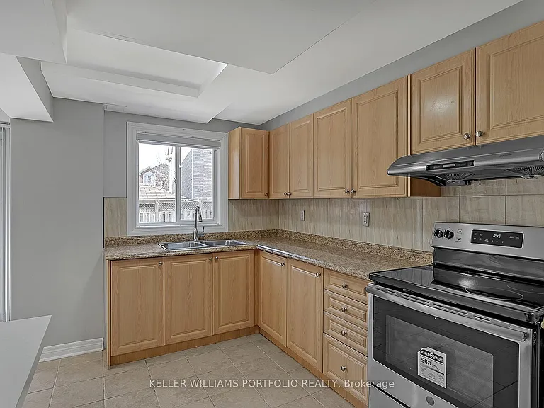 99 Dells Cres — Photo 31