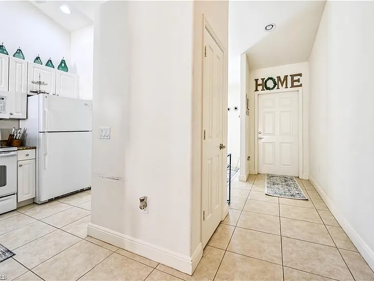 3505 Avion Woods Ct #904 — Photo 3