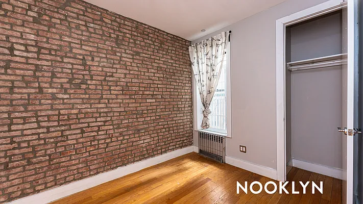 Rented by Nooklyn NYC LLC | media 12