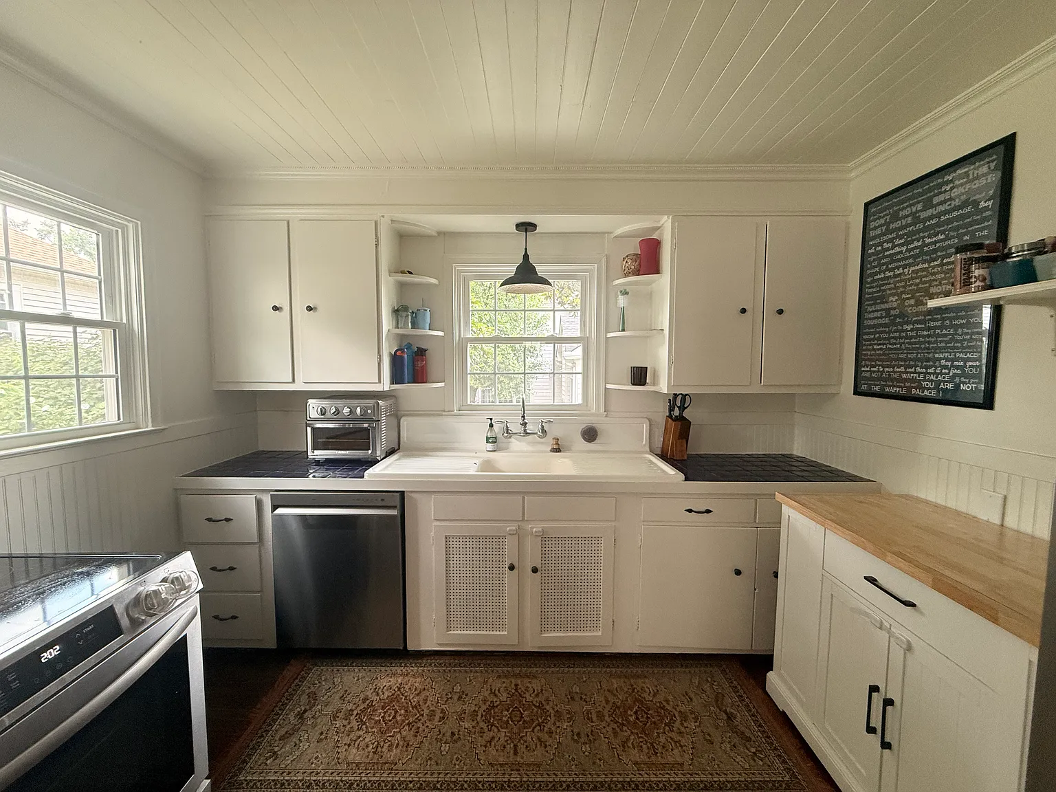 3 bed, 1660 sqft, $3,150 — Photo 3