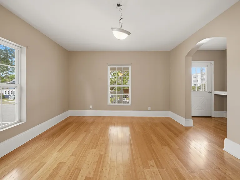 315 Blair Ave — Photo 6