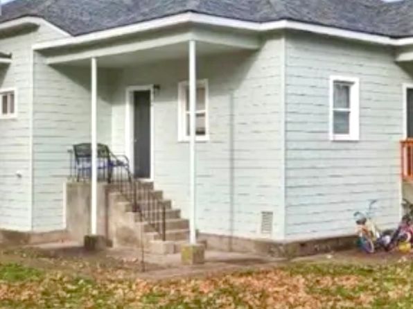 121 NW 2nd St #2