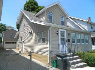 342 Broadway, Menands, NY 12204