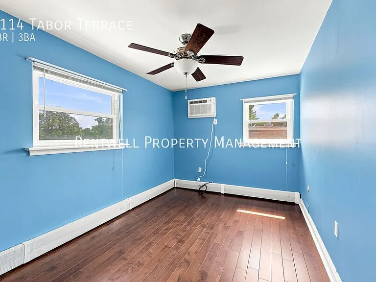1114 Tabor Ter — Photo 21