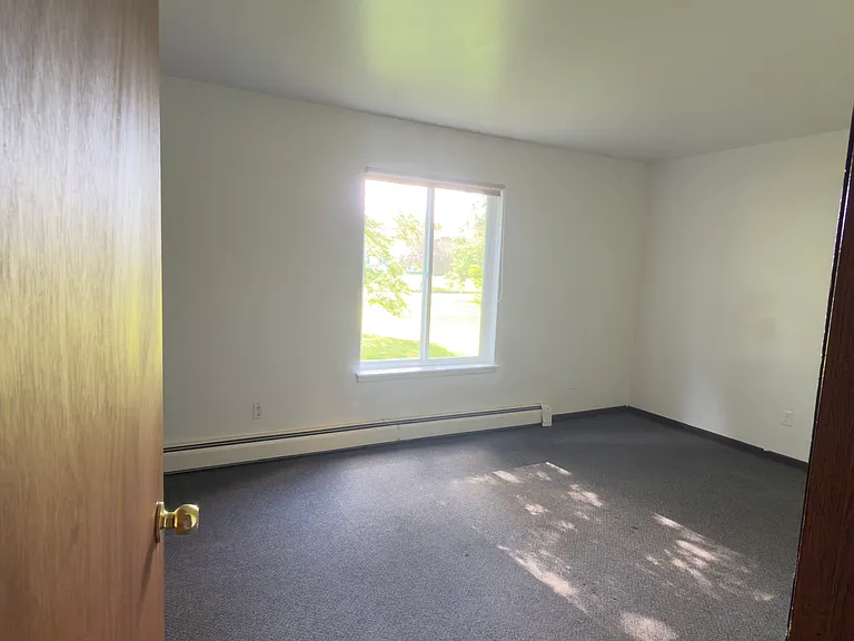 2717-2721 Pheasant Ridge Trl #4 — Photo 6