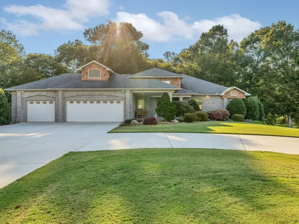 2124 Boswell Rd, Winchester, TN 37398