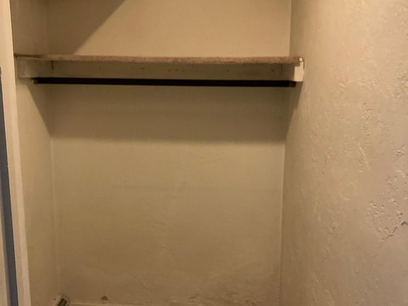 1st Bedroom Walk in closet