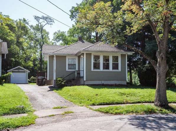 5642 Lawndale Pl, Cincinnati, OH 45212