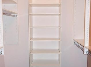 368 Helen Ct, Metamora, MI