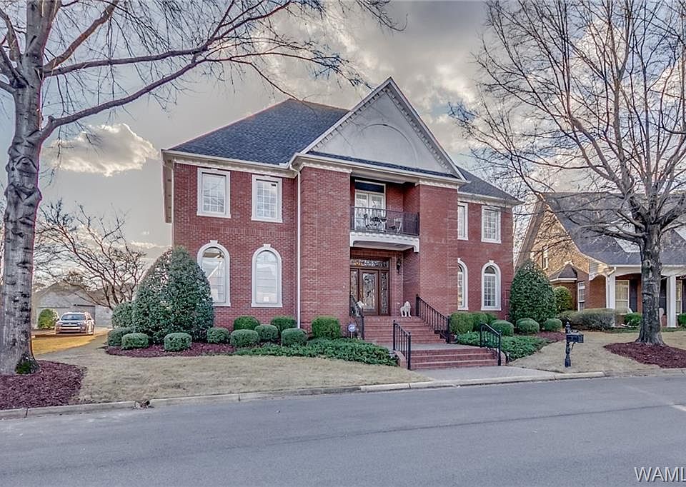 1st image of 1747 Williamsburg Ln