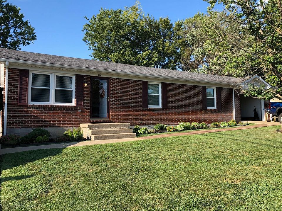 1st image of 704 Barefoot Dr