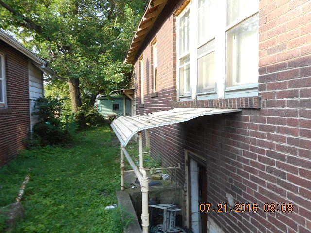 2nd image of 56 W 151st St