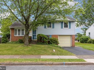 521 Poplar St, Lansdale, PA 19446