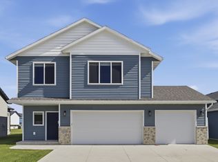 6016 79th Ave S, Horace, ND 58047