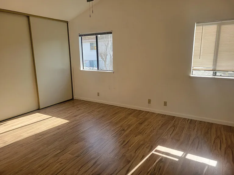 2224 Emerald Hills Cir — Photo 20