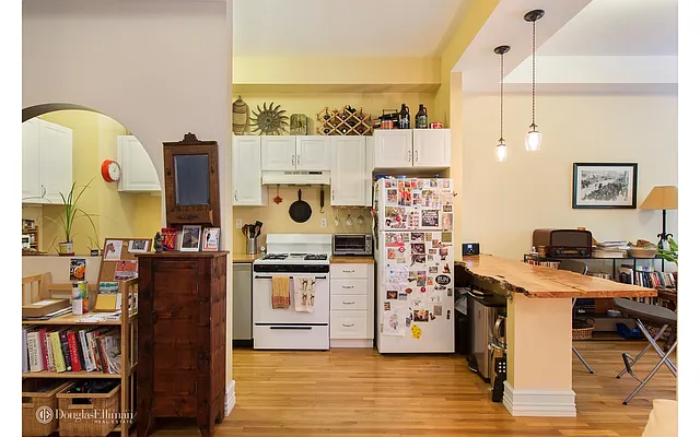 Rented by Douglas Elliman | media 2