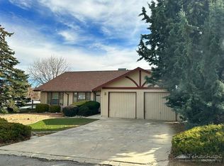 21208 Mountain Dr, Tehachapi, CA 93561
