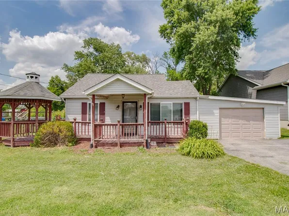 137 Dorothy St, Moro, IL 62067