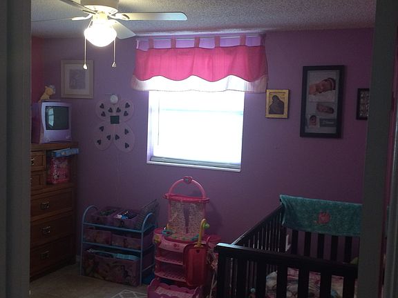 4th image of 3851 Cedarwood Dr