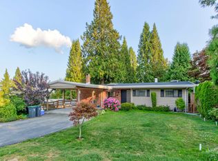 1177 E 15th St, North Vancouver, BC V7J 1K6