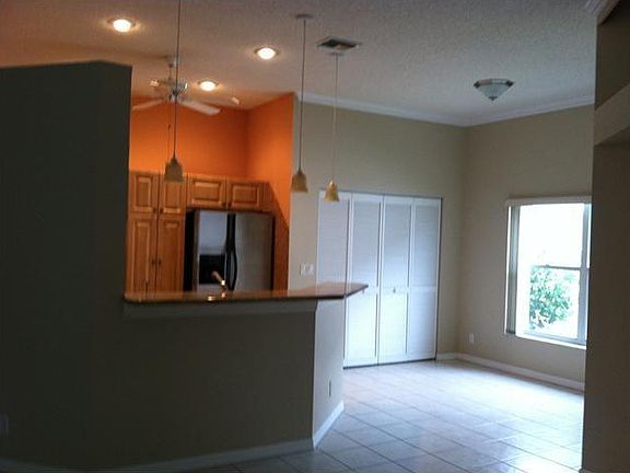 3rd image of 5093 SE Devenwood Way