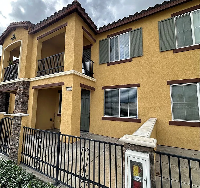 8027 City View Pl
