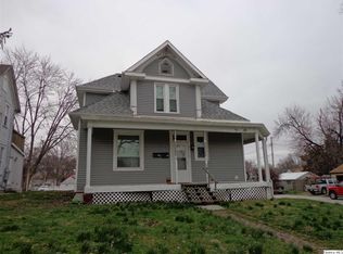 741 S 16th St, Quincy, IL 62301