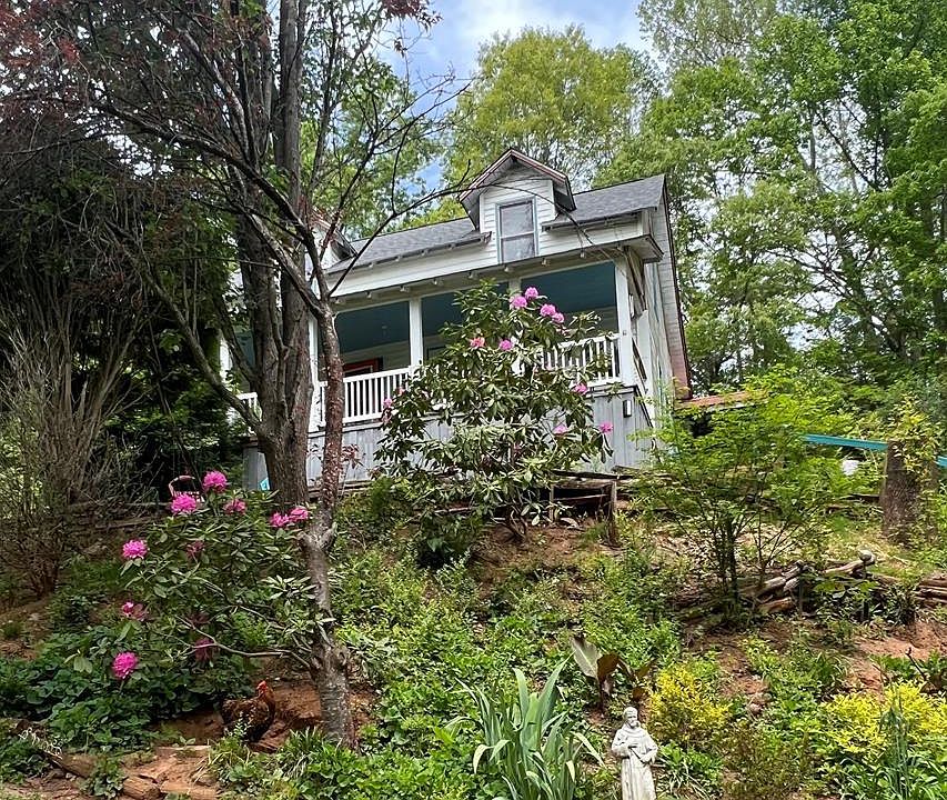 1st image of 29 Regal Ave