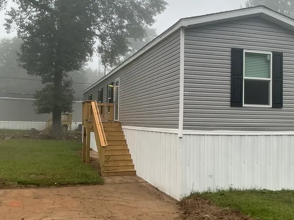 58 Poole Cir, Ellenwood, GA 30294