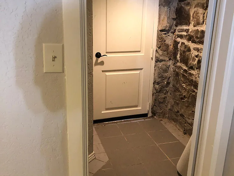 2335 Stout St #3 — Photo 16