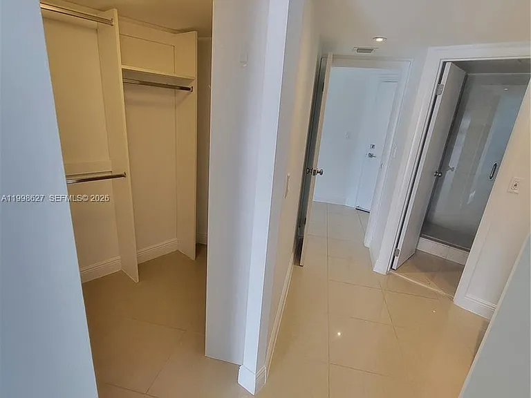 3301 N Country Club Dr #811 — Photo 7