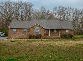 1951 Cook Rd, Tullahoma, TN 37388