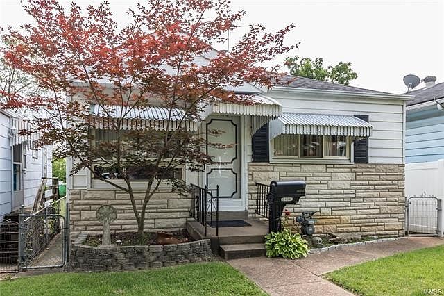 1st image of 2136 Knox Ave