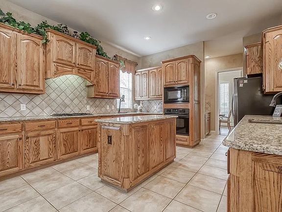 5th image of 6378 Ryeworth Dr