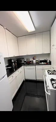 Rented by Olympia House Delaware LP | media 22