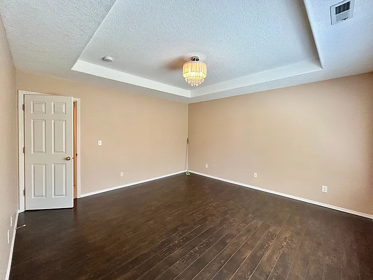 1218 NE Kinney St — Photo 48