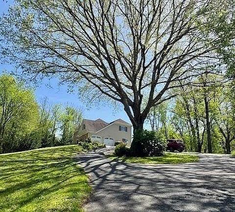 5th image of 4520 Madonna Rd