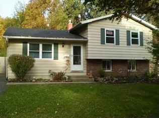 1500 Hilton Dr, Akron, OH 44313