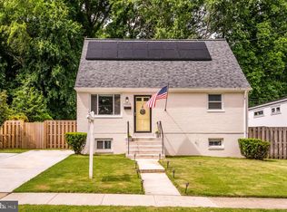 11416 Schuylkill Rd, Rockville, MD 20852