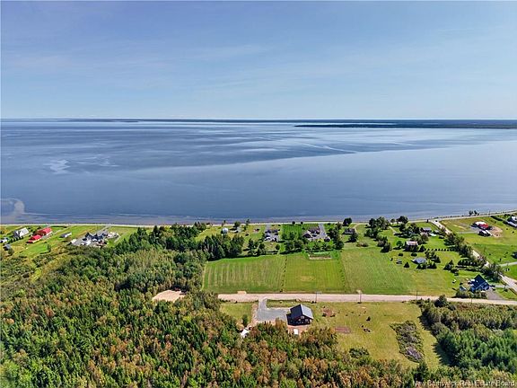 4th image of 270 Oak Point Rd