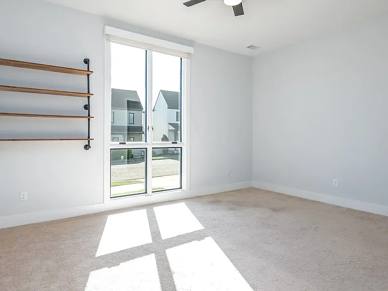 7092 Fain Park Dr — Photo 13