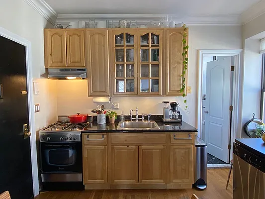 Rented by Standard Living Realty Inc | media 13