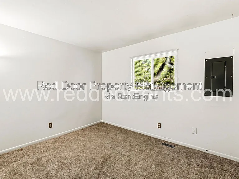 5361 E Burgess Ave — Photo 12