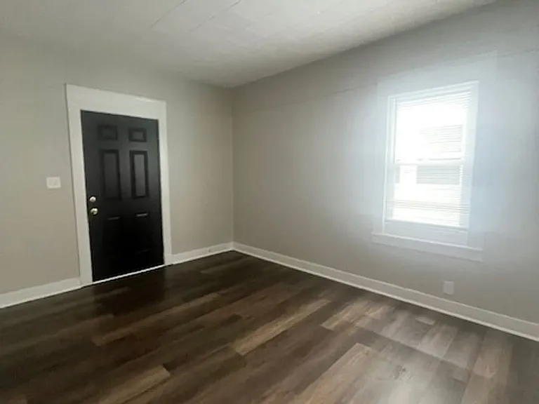 4129 W Muhammad Ali Blvd — Photo 2