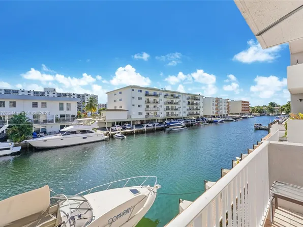 3716 NE 168th St APT 205, North Miami Beach, FL 33160